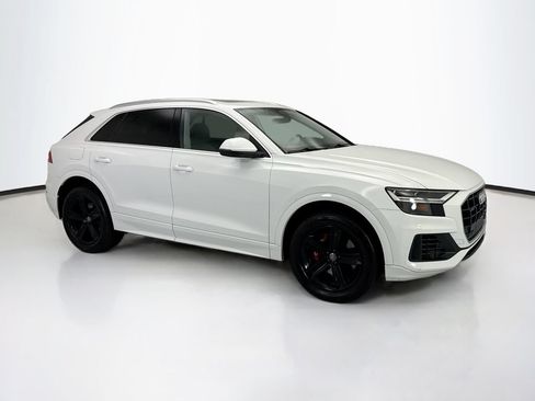 Used 2019 Audi Q8 Premium w/ Convenience Package AWD/4WD image 3