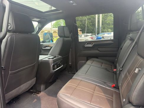 Used 2024 Chevrolet Silverado 2500 High Country w/ Z71 Off-Road Package AWD/4WD image 37