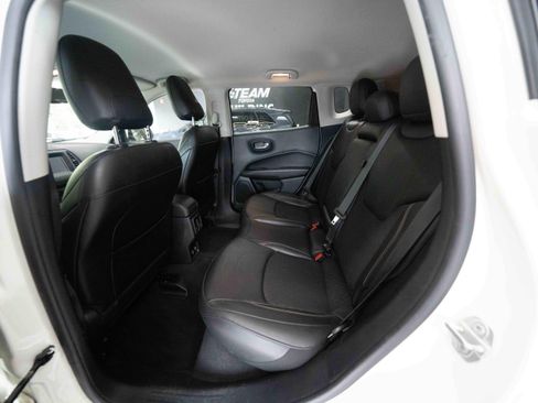 Used 2021 Jeep Compass Latitude w/ Convenience Group AWD/4WD image 23