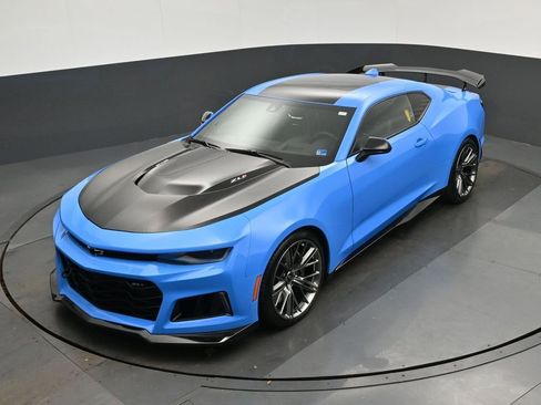 Used 2022 Chevrolet Camaro ZL1 image 56