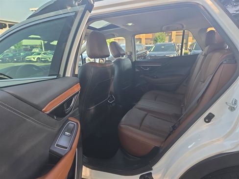 Used 2022 Subaru Outback Touring image 29