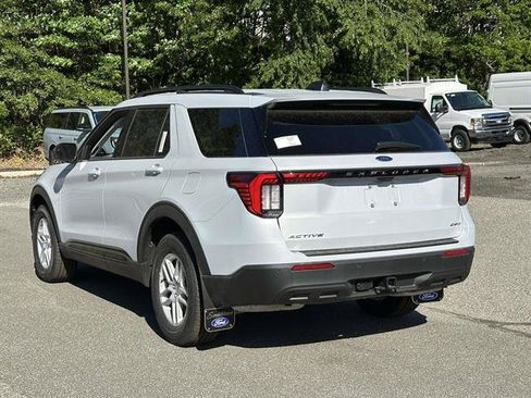 New 2026 Ford Explorer Active AWD/4WD image 5