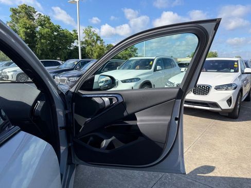 Certified 2026 BMW X3 xDrive30i w/ M Sport Package AWD/4WD image 27