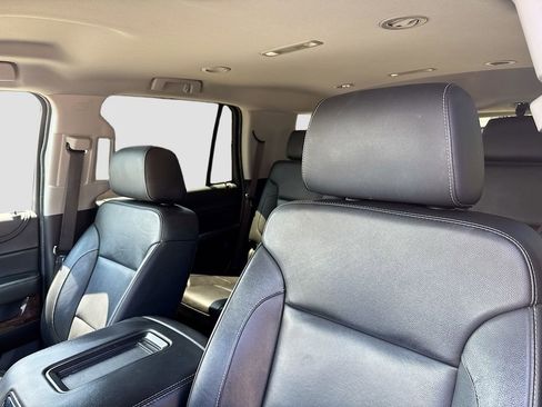 Used 2020 Chevrolet Tahoe LT w/ Texas Edition Package RWD image 12