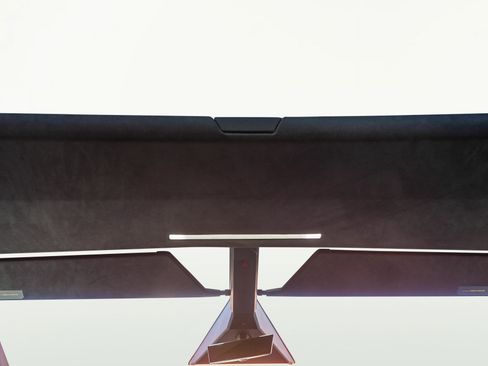 Used 2024 Tesla Cybertruck AWD Crew Cab image 15