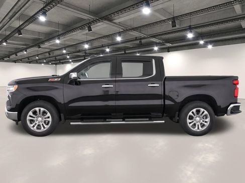 Used 2023 Chevrolet Silverado 1500 LTZ w/ LTZ Convenience Package II AWD/4WD image 5
