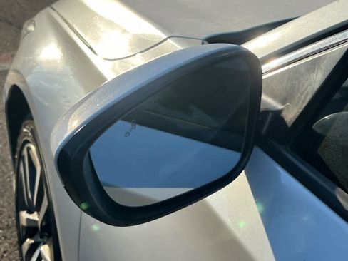 Used 2018 Honda Accord EX image 8