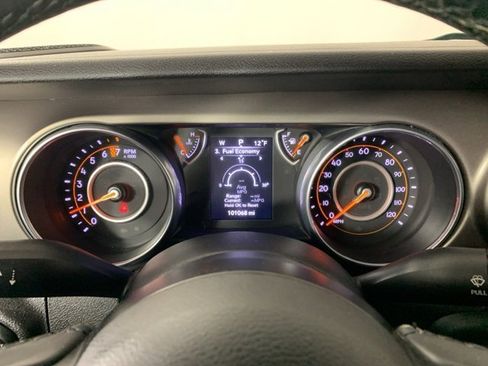 Used 2018 Jeep Wrangler Sport image 18