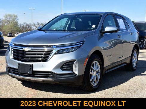 Used 2023 Chevrolet Equinox LT w/ Driver Convenience Package image 1