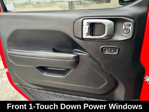 Used 2019 Jeep Wrangler Sport AWD/4WD image 15