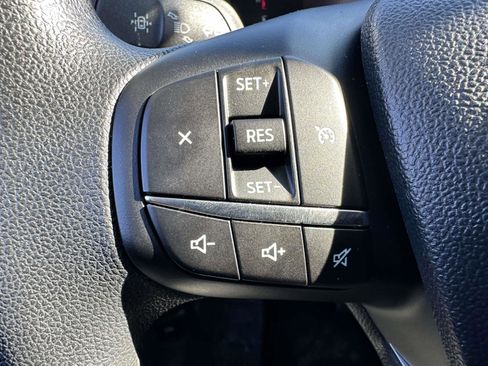 Used 2025 Ford Maverick XL w/ Equipment Group 102A image 18