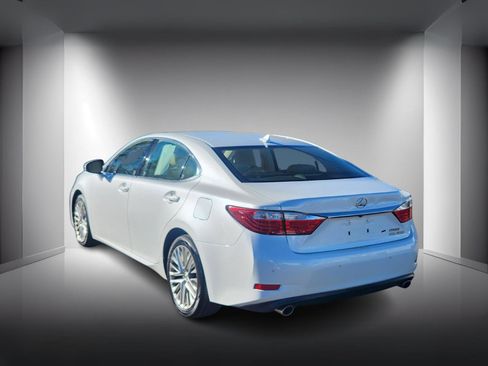 Used 2013 Lexus ES 350 image 3