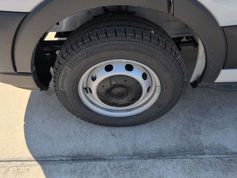 New 2026 Ford Transit 250 148 Medium Roof w/ Load Area Protection Package image 15