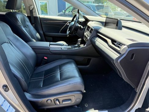 Used 2017 Lexus RX 450h AWD w/ Luxury Package image 13