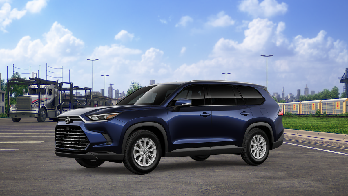 New 2026 Toyota Grand Highlander XLE FWD image 2