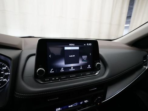 Certified 2023 Nissan Rogue SV image 6