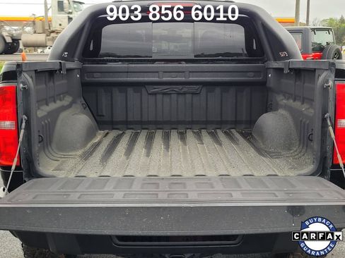Used 2021 Chevrolet Colorado ZR2 w/ ZR2 Midnight Special Edition image 9