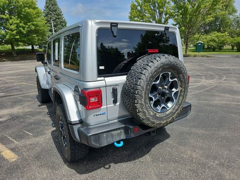 Used 2022 Jeep Wrangler Unlimited Rubicon 4xe w/ Cold Weather Group AWD/4WD image 3