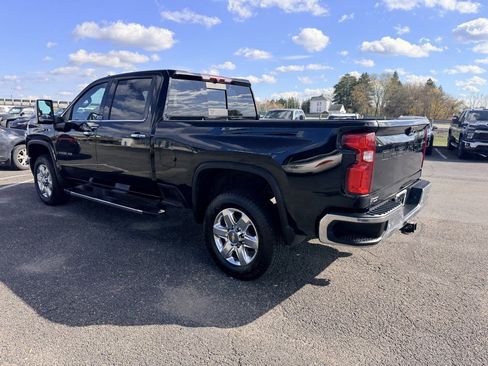 Used 2022 Chevrolet Silverado 2500 LTZ image 4