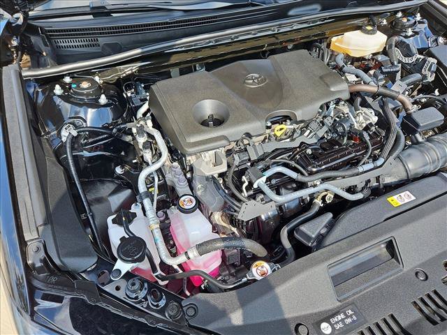 Used 2025 Toyota Camry SE w/ Convenience Package FWD image 17