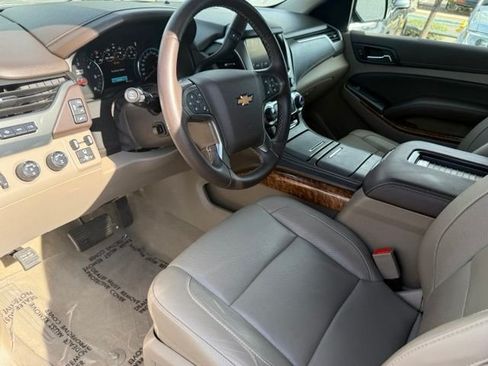 Used 2019 Chevrolet Tahoe Premier AWD/4WD image 10