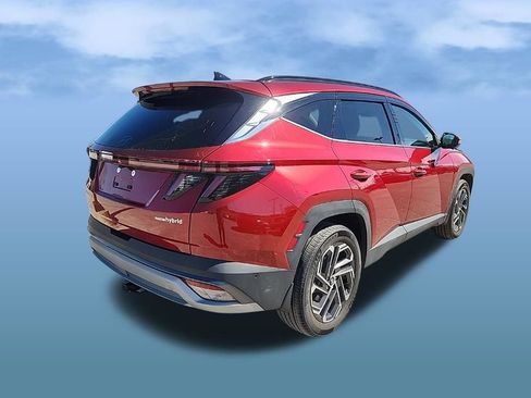Certified 2025 Hyundai Tucson Limited AWD/4WD image 8