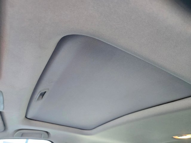 Used 2022 Honda CR-V Touring image 10