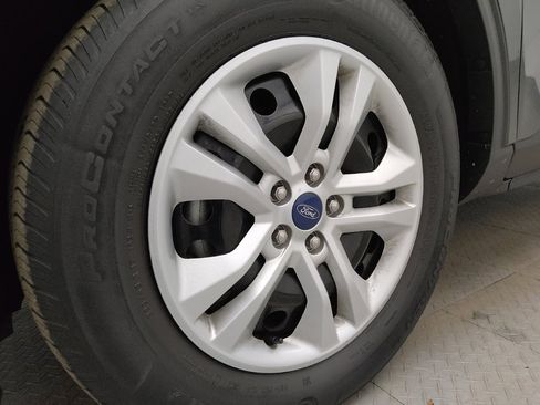 Used 2020 Ford Escape S image 31