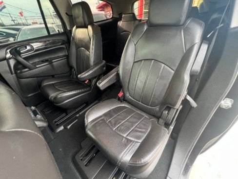 Used 2016 Buick Enclave Leather image 11