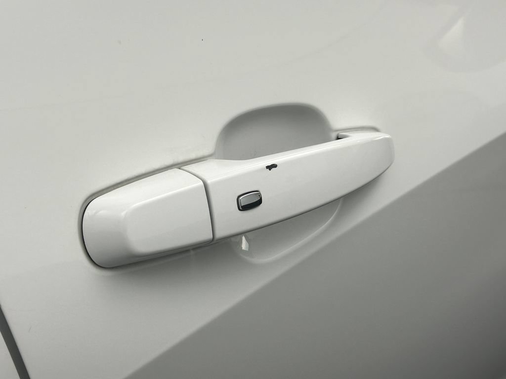 Used 2024 Chevrolet Malibu LT FWD image 14
