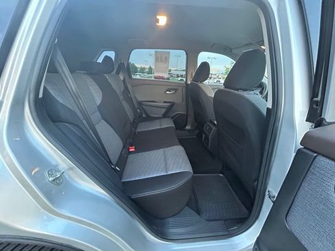 Used 2022 Nissan Rogue SV AWD/4WD image 29