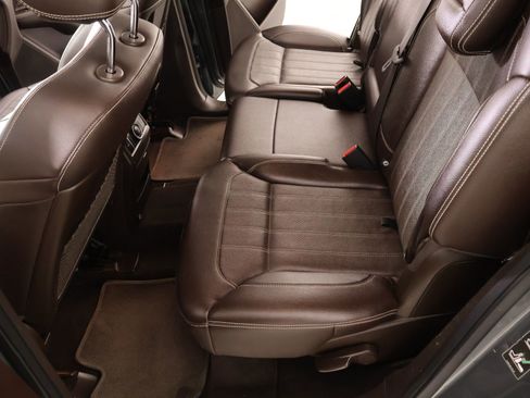 Used 2018 Mercedes-Benz GLS 450 4MATIC image 13