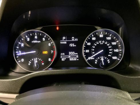 Used 2017 Hyundai Elantra SE FWD image 25