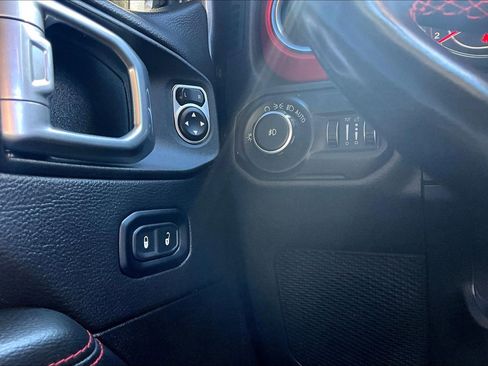 Used 2021 Jeep Wrangler Unlimited Rubicon image 35