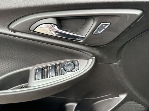 Used 2025 Chevrolet Malibu LT image 15