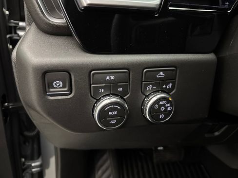 New 2026 GMC Sierra 1500 Elevation AWD/4WD image 21