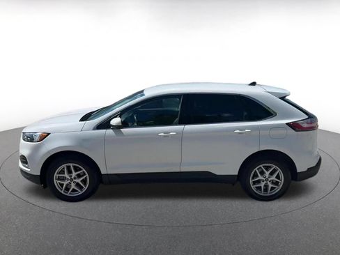 Used 2024 Ford Edge SEL AWD/4WD image 8