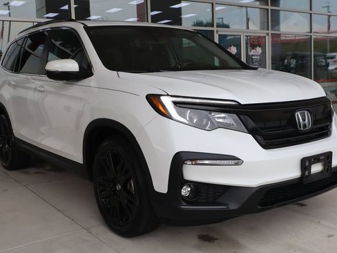 Used 2021 Honda Pilot Special Edition image 1