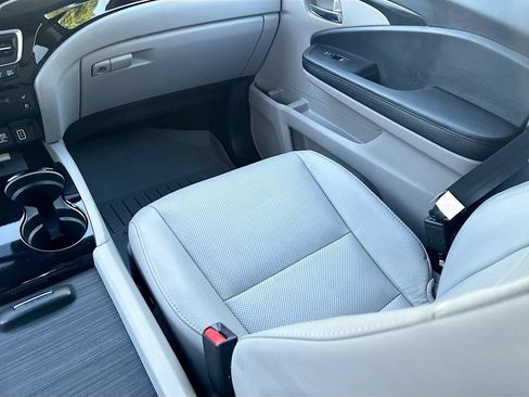 Used 2022 Honda Pilot Elite image 24
