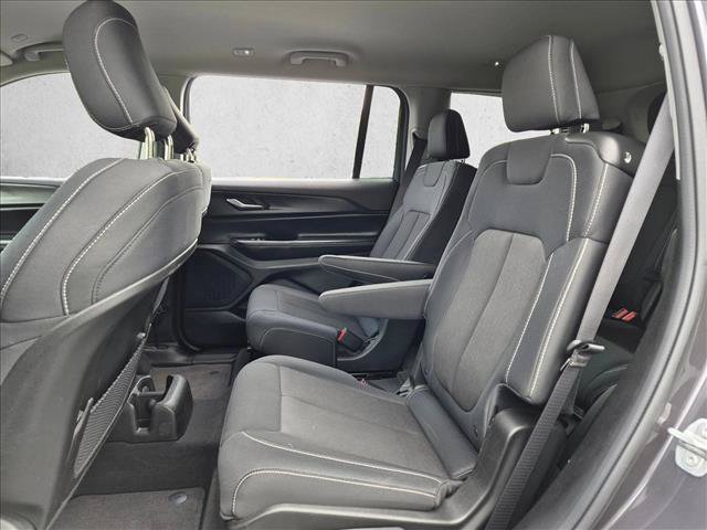 Used 2024 Jeep Grand Cherokee L Laredo AWD/4WD image 16