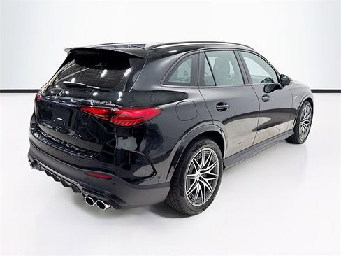 Used 2025 Mercedes-Benz GLC 43 AMG 4MATIC image 5