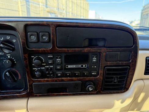 Used 1997 Dodge Ram 1500 Truck 4x4 Regular Cab image 37