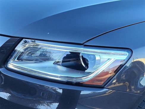 Used 2016 Audi Q5 2.0T Premium Plus w/ Technology Package image 8