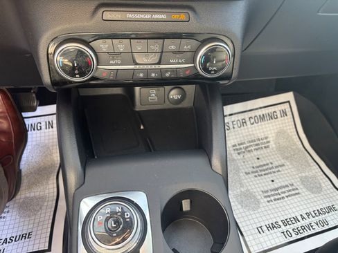 Used 2022 Ford Escape SEL w/ Technology Package image 14