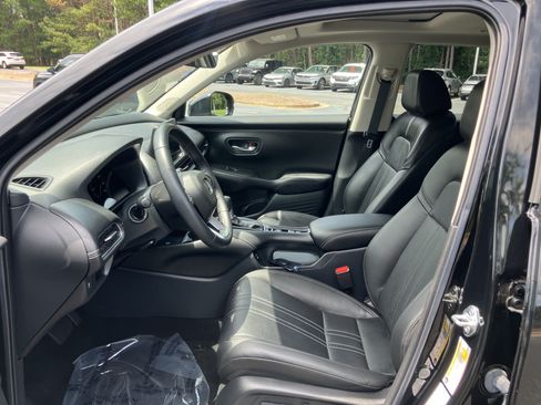 Used 2026 Honda HR-V EX-L image 16