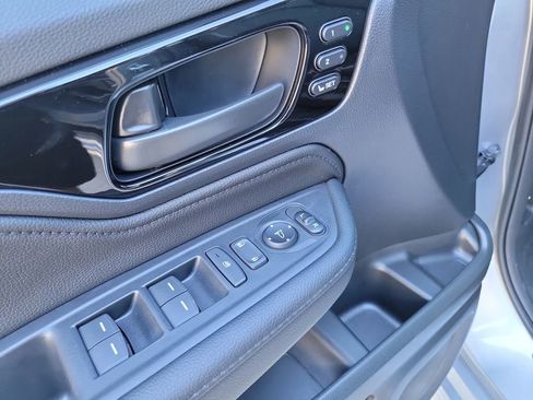 Certified 2026 Honda Odyssey Touring image 23