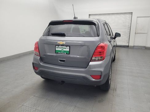 Used 2020 Chevrolet Trax LS w/ Tint and Cruise Package FWD image 7
