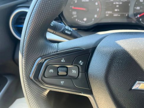 Used 2025 Chevrolet Trax LS FWD image 19