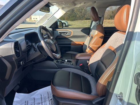 Used 2024 Ford Bronco Sport Outer Banks w/ Tech Package image 11