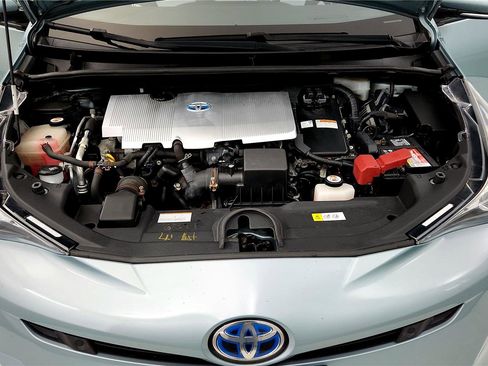 Used 2016 Toyota Prius Four image 15